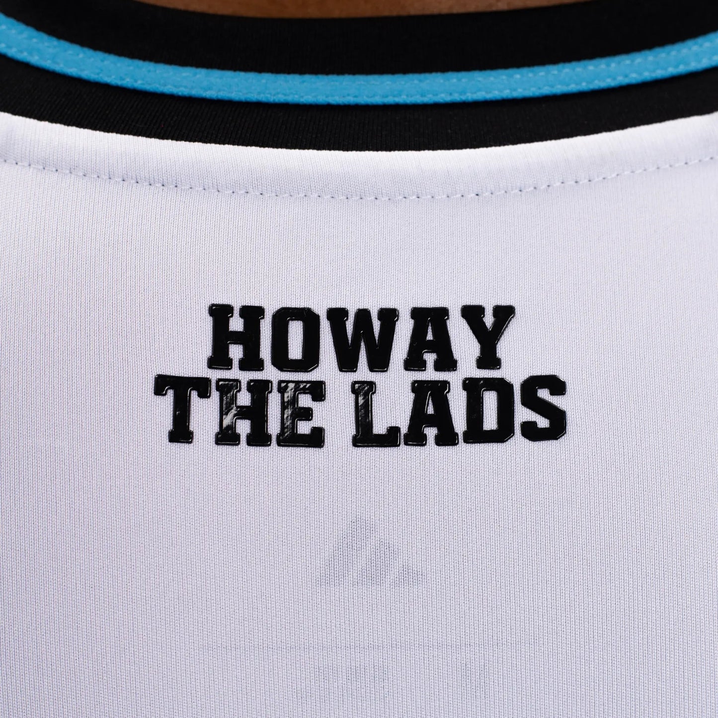 Camisa adidas Newcastle 2025/26 I Torcedor