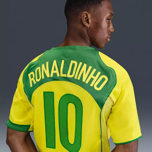 Camisa Seleção Brasileira Retrô 2004/05 Ronaldinho N° 10 Total 90