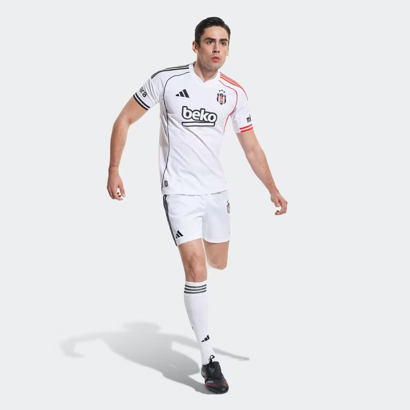 Camisa adidas Beşiktaş JK 2025/26 I